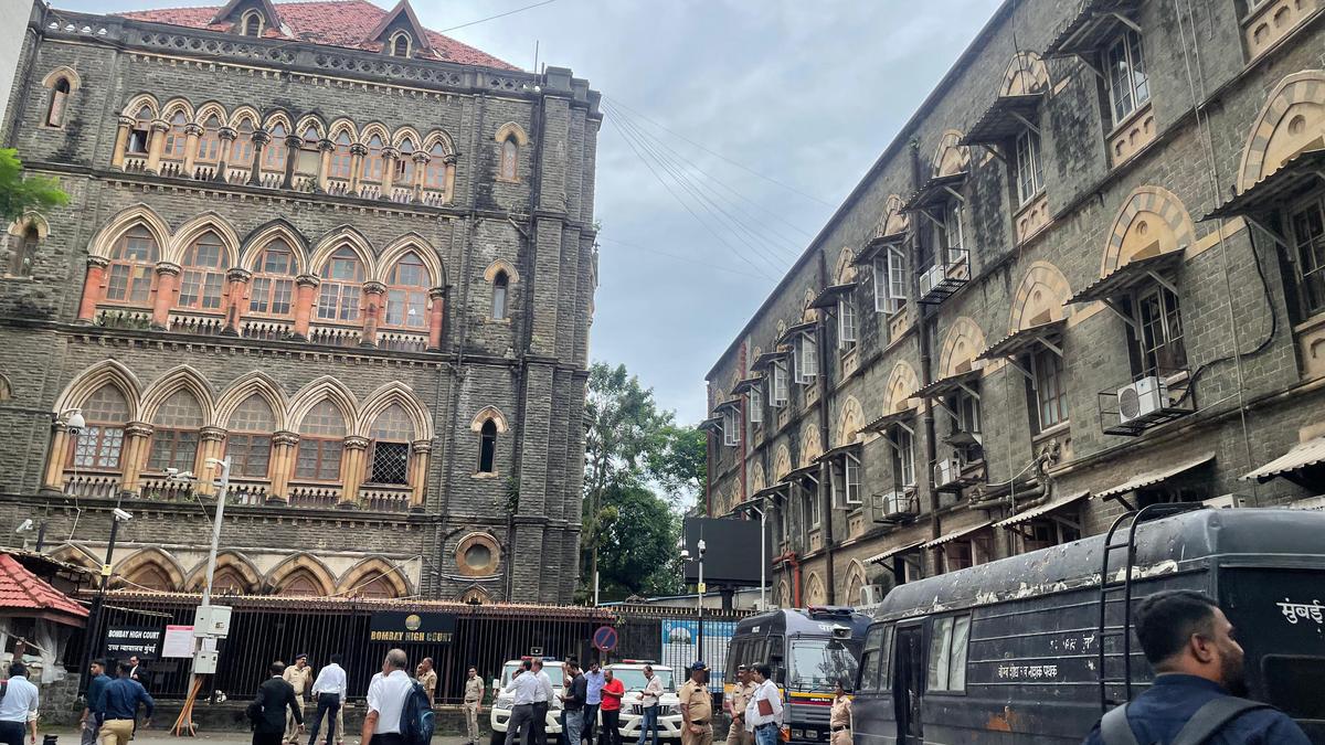 Evacuation at Bombay High Court after bomb threat